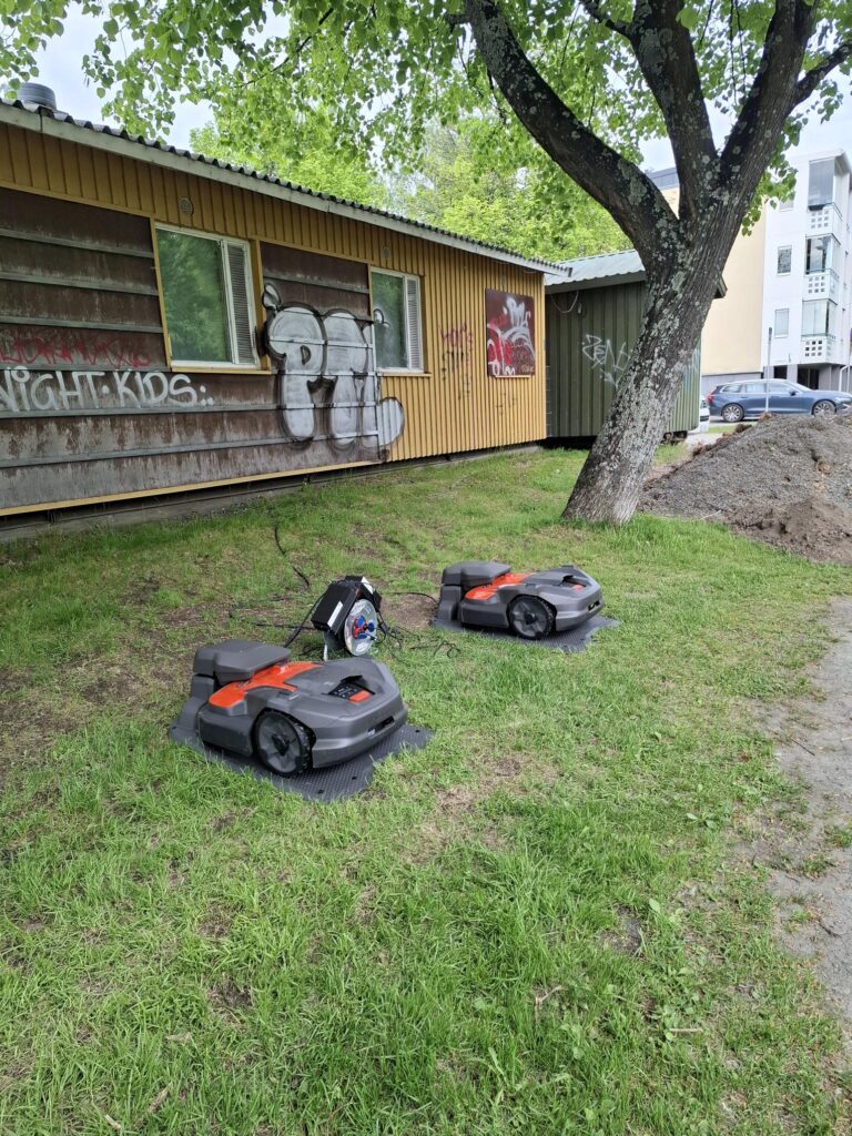 Mestar käynnistää robottiruohonleikkurikokeilun